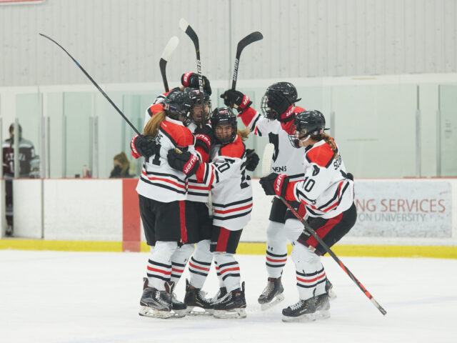 Carleton Ravens Hockey Powers Up